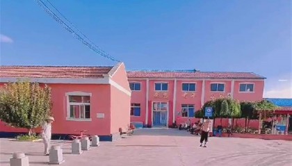 承德一养老公寓起火20人不幸遇难，公寓内商户：系三楼起火