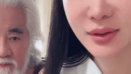 考古|张纪中夫妻备孕第五胎！44岁妻子四年三胎，他们要将生孩子进行到底了