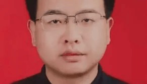 生于1989年，周璇严重违反党的政治纪律、廉洁纪律和生活纪律