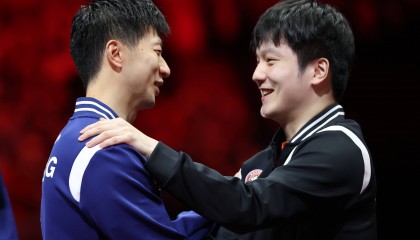 新华社：马龙的职业生涯已超级圆满 没有任何遗憾