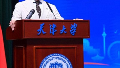 在中国两度拍桌！巴基斯坦总理发表坚定立场，没给莫迪的东西，希望中国全力支持