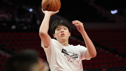 不让上场也不下放G联赛 杨瀚森被逼入最痛苦境地？