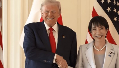 以1敌7，中方为琉球正名！高市早苗搬起石头砸自己的脚，日本媒体先破防了，关键时刻日本前首相出山