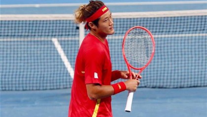 中国队止步联合杯8强，球迷们喊话中国选手“加油，澳网见”