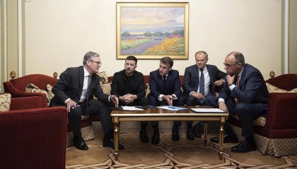 特朗普表态：或亲赴土耳其斡旋俄乌和谈 泽连斯基高喊支持