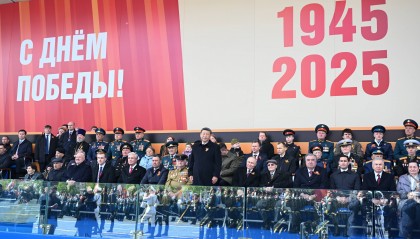 记者手记｜让胜利的光芒照亮人类历史新征程