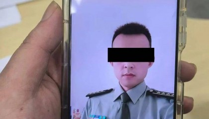 35岁男子“军龄30年”？警方：军装照、结婚证都是假的，“妻子”哽咽：我太傻了