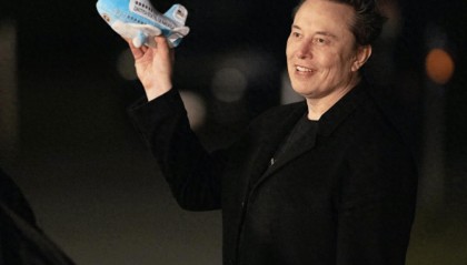 支持率新鲜出炉！马斯克的新党表现出乎意料，特朗普紧急发声