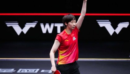 WTT总决赛：王曼昱一周双杀张本美和进八强 王楚钦4-3逆转松岛辉空