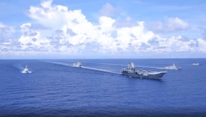 解放军双航母撼动美军,俄专家:一旦美日干预台湾,解放军将迎战