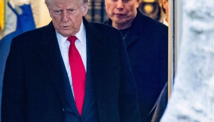 特朗普真的可以驱逐马斯克？原来，马斯克也曾是“非法移民”