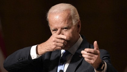 解放军向全世界宣布，不许美国插手否则给你好看！特朗普突然“怂了”