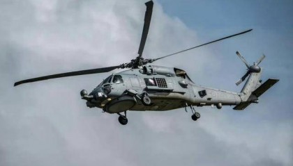 美军在南海连摔两架军机,中方回应侮辱性极强