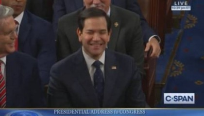 特朗普：鲁比奥管事，没办好就怪他 鲁比奥：笑不出