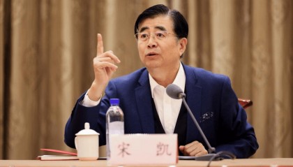 宋凯：中国女足的核心问题是技术基础薄弱 6-12岁技术训练不足