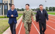 九江市委常委、九江军分区大校司令员丁庆顺到九江卫生健康职业学院(九江市卫生学校)视察2025级新生军训工作