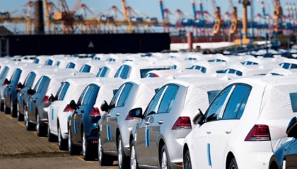 再敢加税，直接不买！中方海量订单转移俄罗斯，欧盟急红了眼！