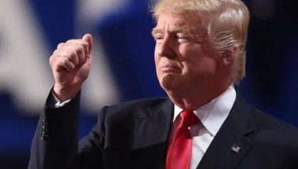 重磅！特朗普对华态度180度大变，中国外长隔空回应，措辞不简单