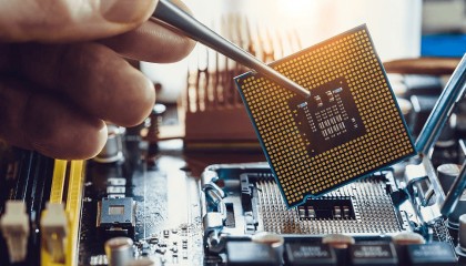 中方早有预感“叛徒”不出所料！650亿全送美国？大事不妙！