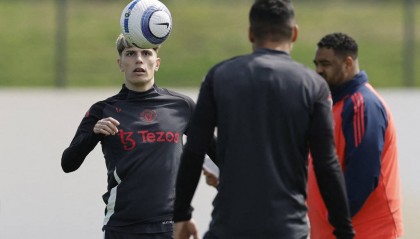 曼联天降横财！旧将卡雷拉斯4200万镑投皇马？红魔坐收渔利等数钱！