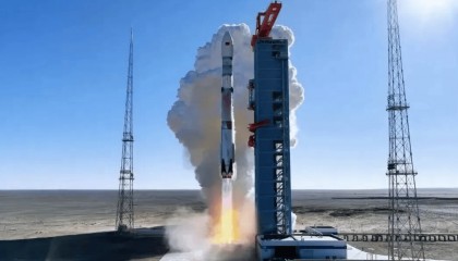 发射7次、失败2次，三年半累亏近35亿元，蓝箭航天比SpaceX差在哪？