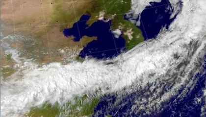 猛喷“补水喷雾”，是入梅了？别急，上海还在等风等雨等副高｜丹丹看天气