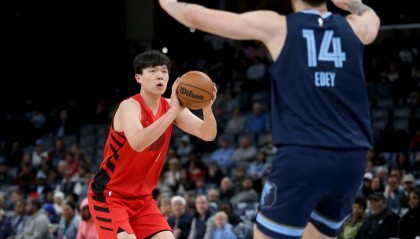 开拓者媒体人：杨瀚森不出3年就会被踢出联盟
