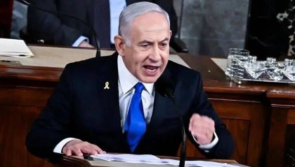 以色列局势变天？刚对华放完狠话，内塔尼亚胡出庭受审，最高或判10年监禁，对外释放信息量大