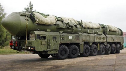 梅德韦杰夫警告北约,俄将取消核武器的自我限制