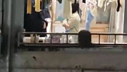 三峡大学留学生夜闯女生宿舍伤人?警方:已采取措施保障学生安全,将依法处置