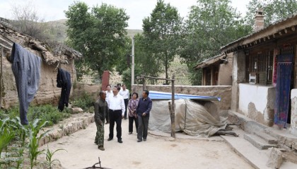 人民领袖|那年,习近平如约而来