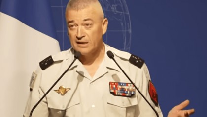 法军总参谋长：面对中美俄，欧洲要成“桌上菜”