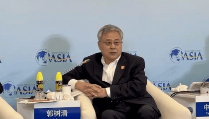 原高官郭树清等多人建言上调农民养老金 有专家称“应量力而行”