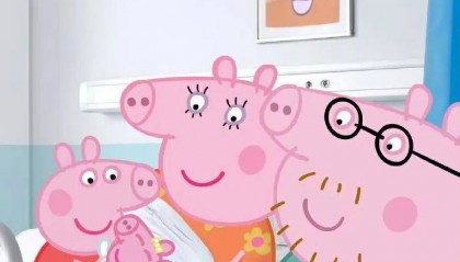 官宣！小猪佩奇妈妈三胎出生，晒一家五口合照