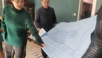 自家别墅门口咋不能停车了？青岛一小区实施管理新规，物业称消防通道严禁占用