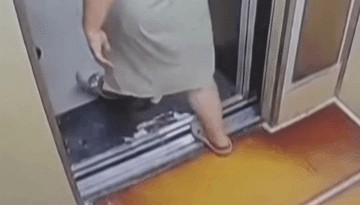 惊恐！毒蛇缠在自行车上，深圳13岁男孩伸手被咬！近期超80人中招