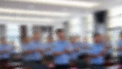 这个培训班,一半以上的学员不能露面