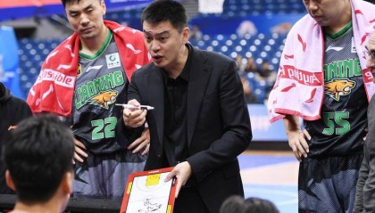 杨鸣谈新援奥利弗：非常努力 但不会有立竿见影效果