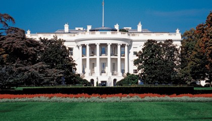 白宫称电影关税“尚未做最终决定” 特朗普：会与业界会面