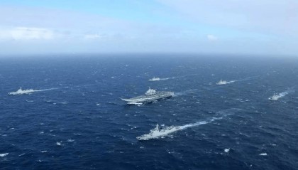 轮到澳方害怕了？中方舰队突然现身澳“家门口”！现场画面燃爆