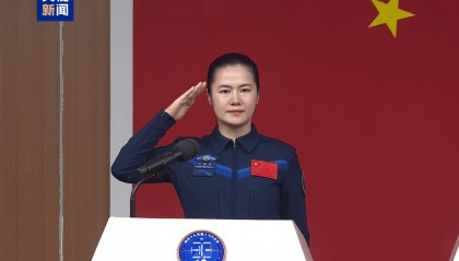 王浩泽:探索太空奥秘 航天员是千千万万航天人的手和眼