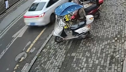 湖北利川一女子驾车操作不当发生交通事故致5死8伤!已刑拘