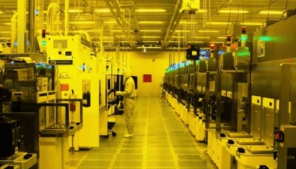 事情闹大!美国再次下黑手,不料中方甩出“王牌”,这次不是美债