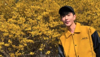 演员于朦胧被传坠楼,朋友发声:给他打了电话,关机。发了微信也没回我,朋友圈这几天都没有更新