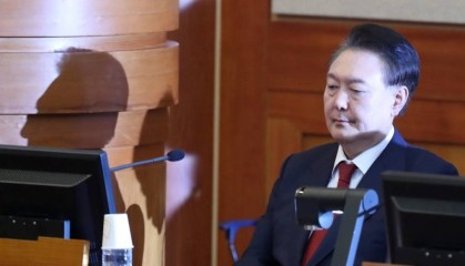 弹劾案庭审结束，尹锡悦发出的“信号”预示韩国将进一步撕裂