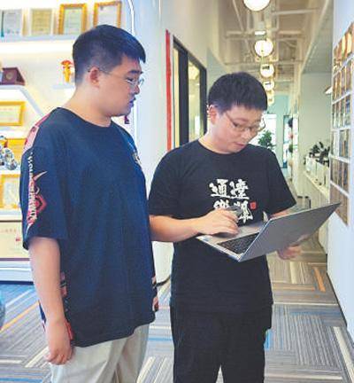 教人工智能读懂专业文件