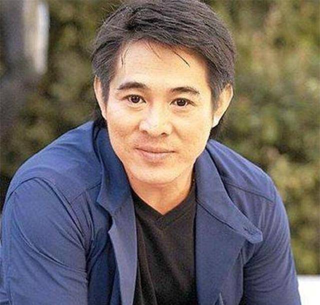 80年代《少林寺》，一毛钱影票卖了上亿票房，男主是马云的偶像