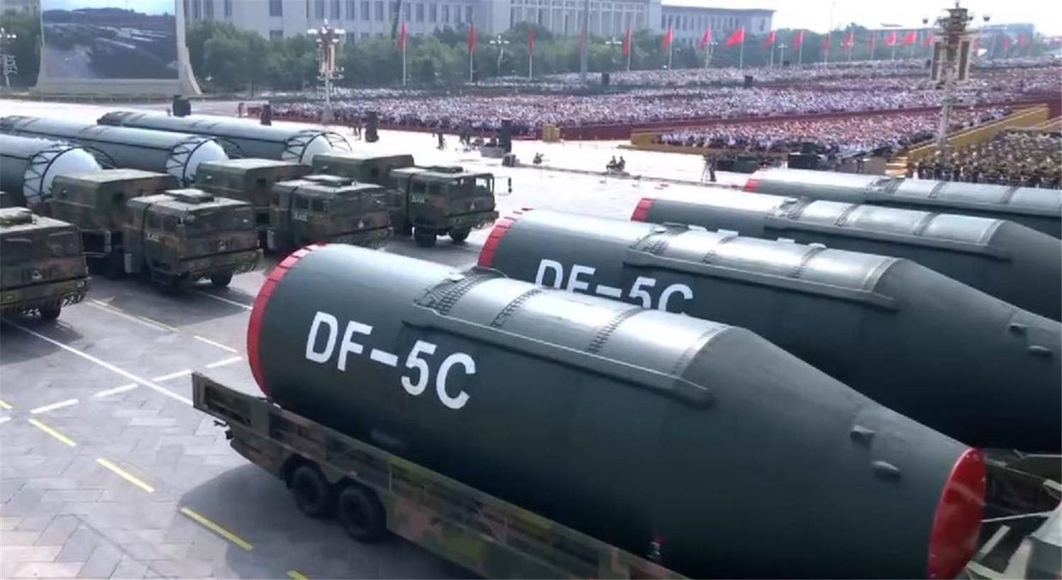 北京阅兵结束，特朗普通告全球，一连说了6个“不”，中方太强了