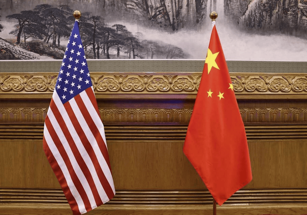 会晤罕见细节曝光!特朗普向中方耳语,一路紧随送上专车才离开