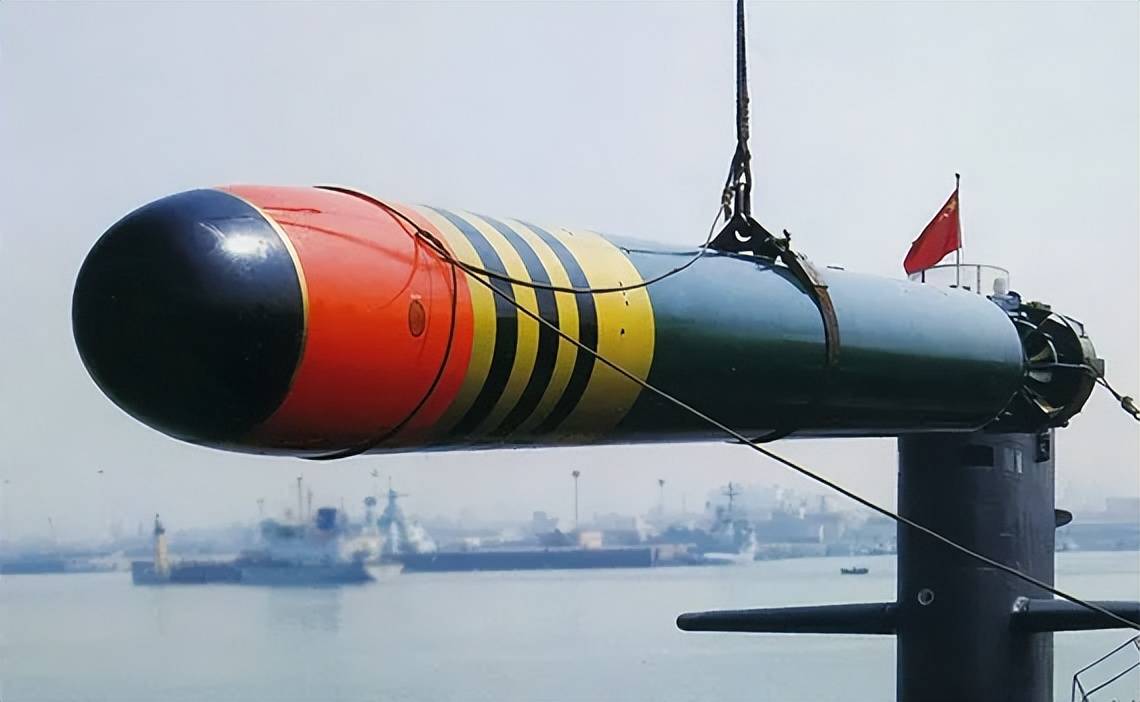 “福建”舰惊现神秘设备：堂堂航空母舰，安装鱼雷发射管想干啥？